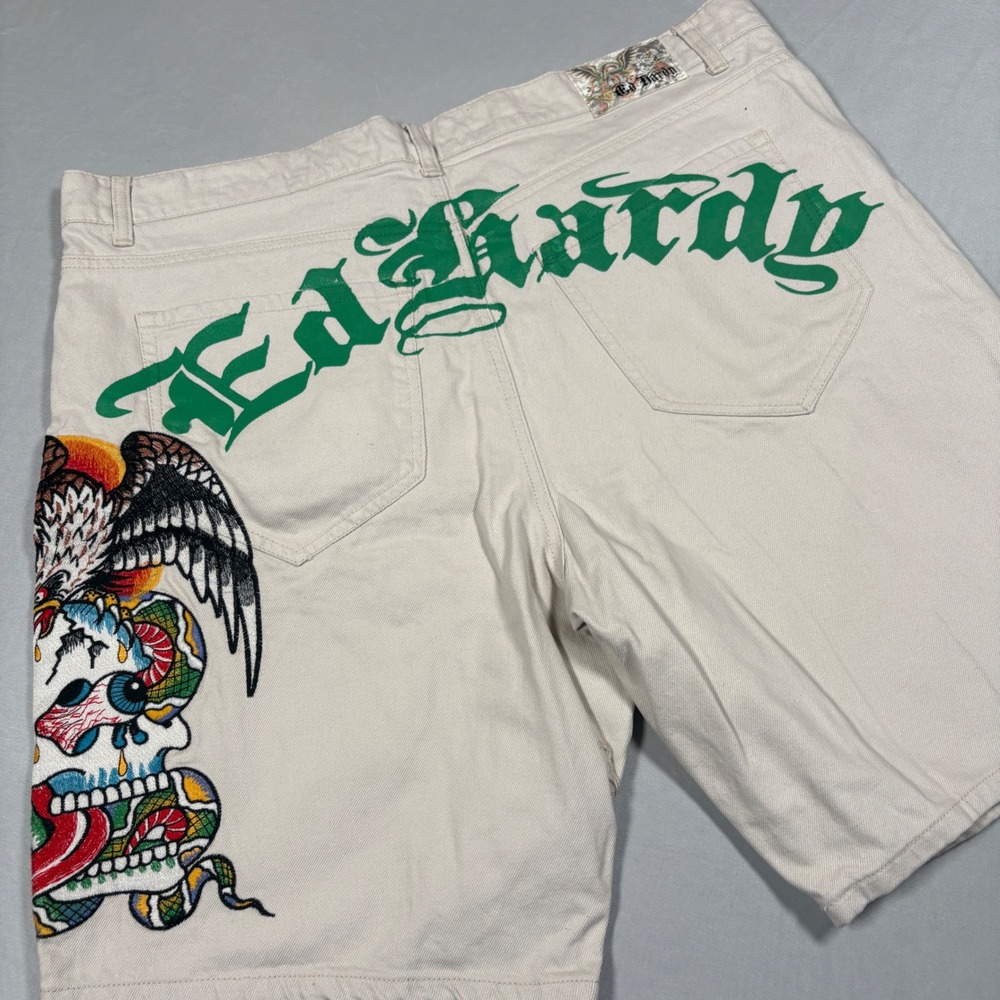 Ed Hardy Battle Skull Skater Shorts Men 40 Khaki Beige Embroidered Eagle Snake